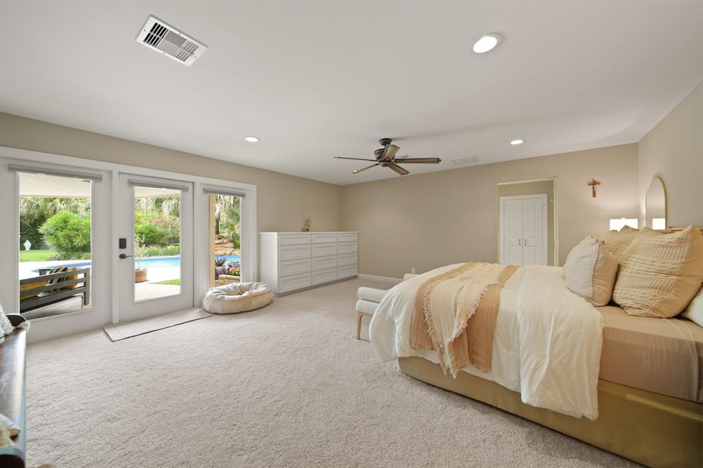 1504 Bayou Homes Drive, Galveston, Texas image 23