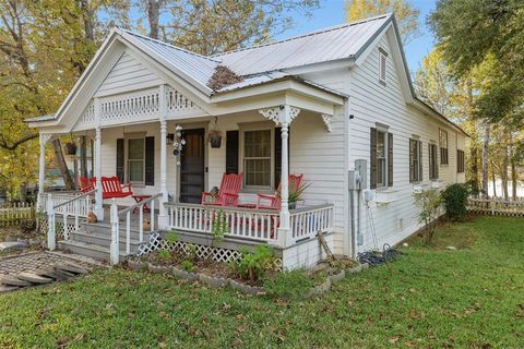 A home in Point Blank