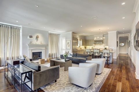 2221 Welch Street 201 Houston TX 77019