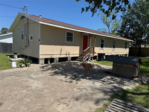 Photo of 7722 West Street, Houston, TX 77093 (MLS # 90246032) Photo of 7722 West Street, Houston, TX 77093 (MLS # 90246032)