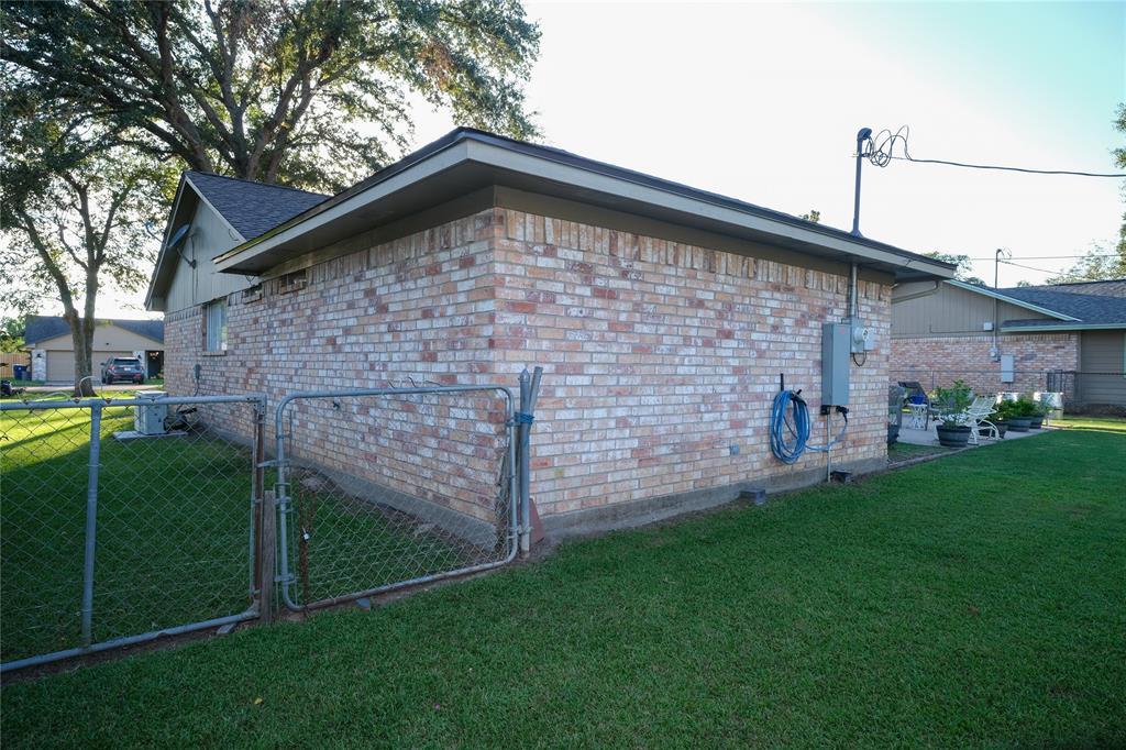 1403 Rev Swinney St St, West Columbia, Texas image 31