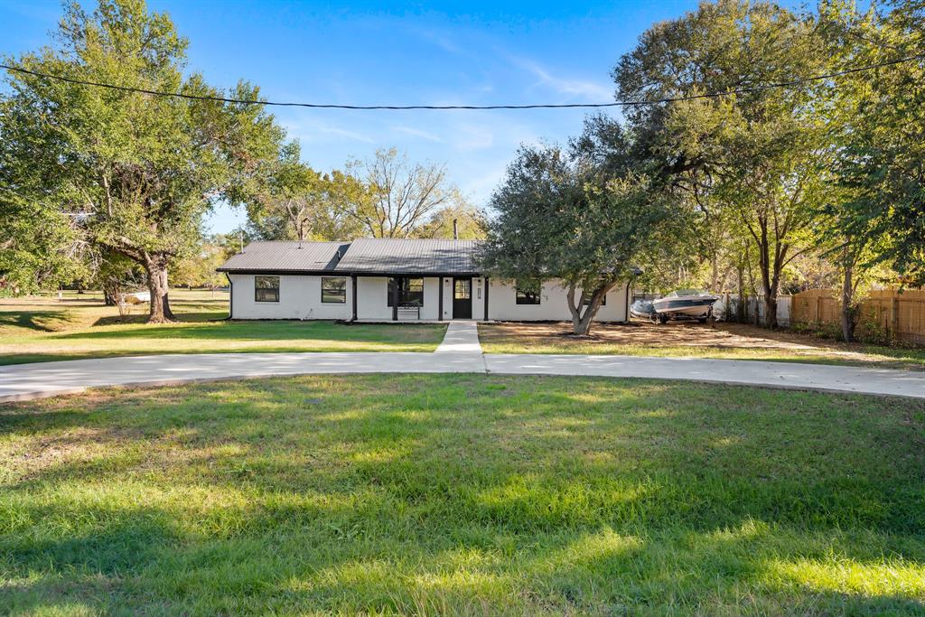 427 5th Street, Somerville, Texas image 3