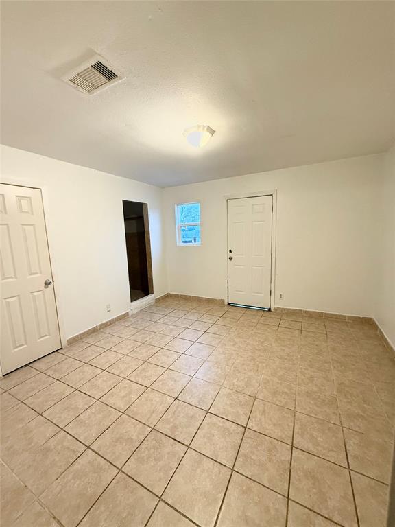 15307 Woodforest Boulevard, Channelview, Texas image 16