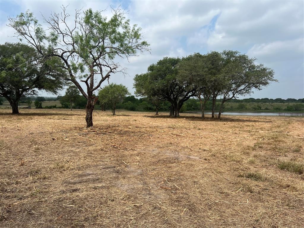 566 County Road 430, Hallettsville, Texas image 15