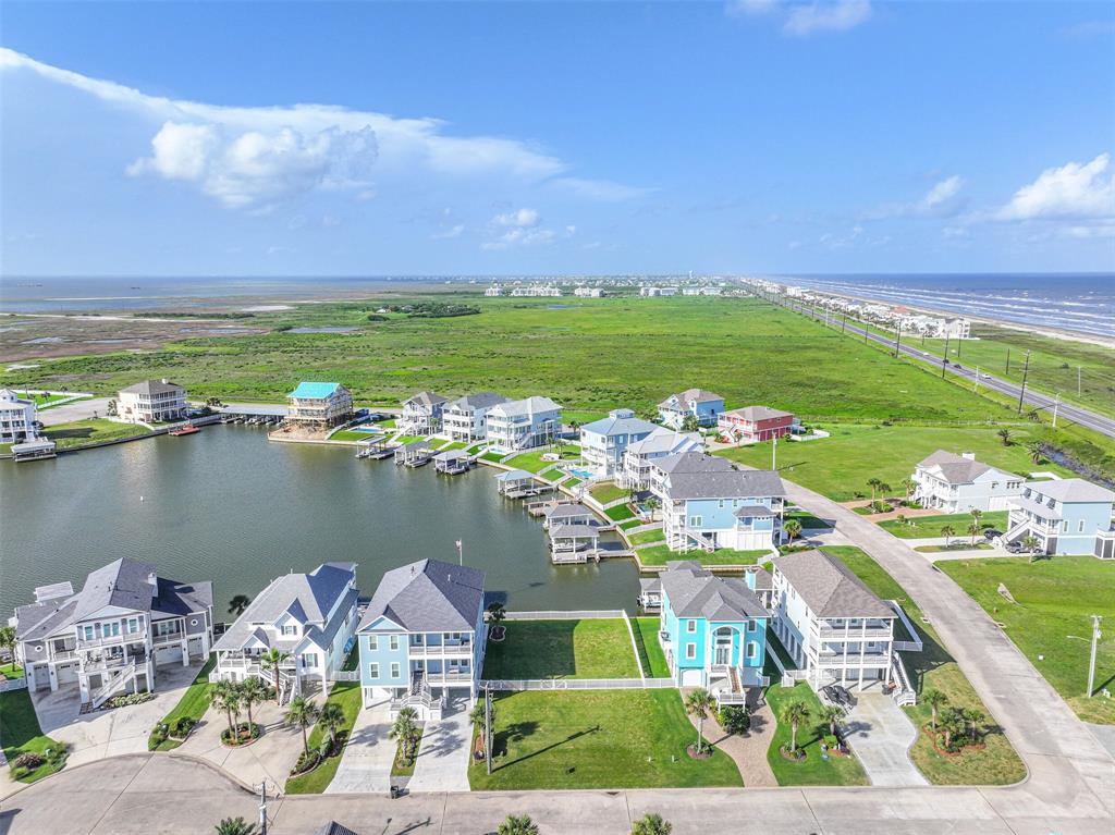 4119 Bluewing Teal Court, Galveston, Texas image 13