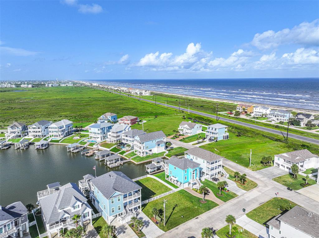 4119 Bluewing Teal Court, Galveston, Texas image 14