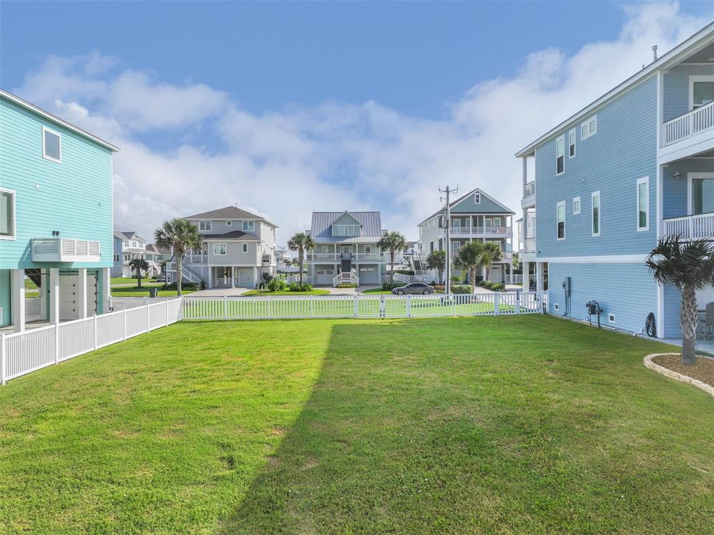 4119 Bluewing Teal Court, Galveston, Texas image 5