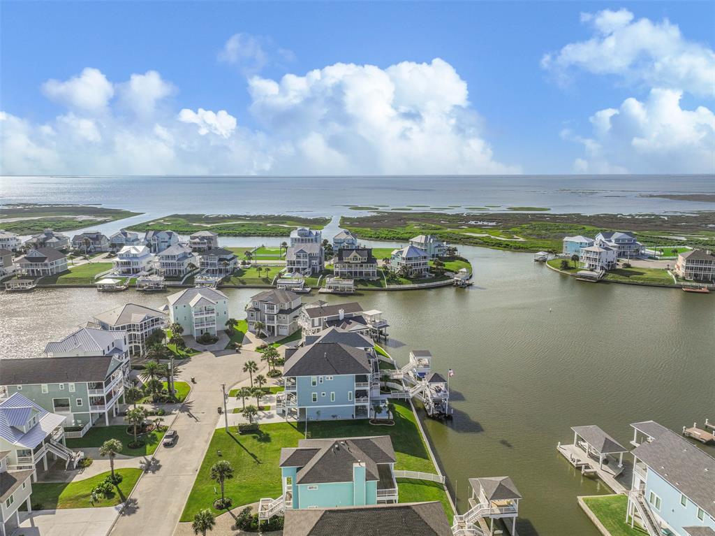 4119 Bluewing Teal Court, Galveston, Texas image 11