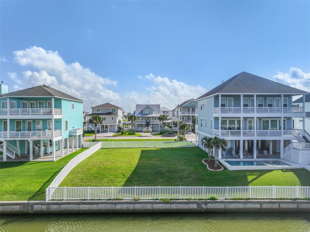 4119 Bluewing Teal Court, Galveston, Texas image 4