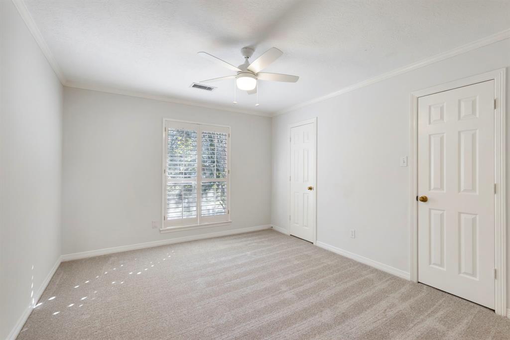 110 E Morning Cloud Cir Circle, The Woodlands, Texas image 34