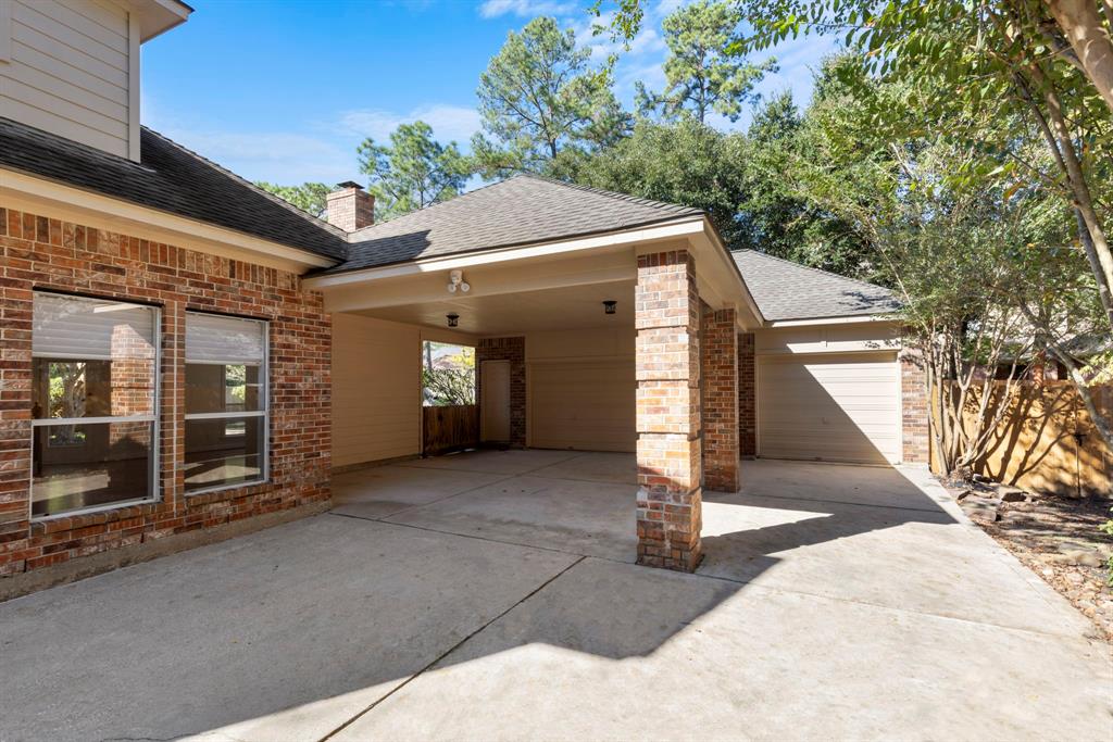 110 E Morning Cloud Cir Circle, The Woodlands, Texas image 4