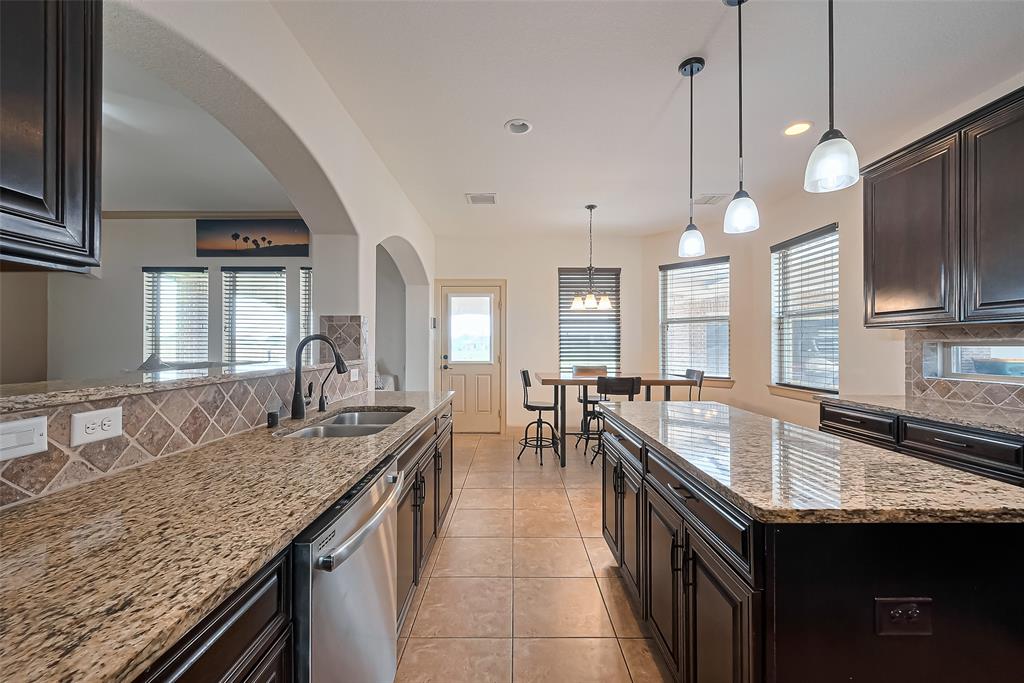 4810 Dubuque Parkway Pkwy, Rosharon, Texas image 16