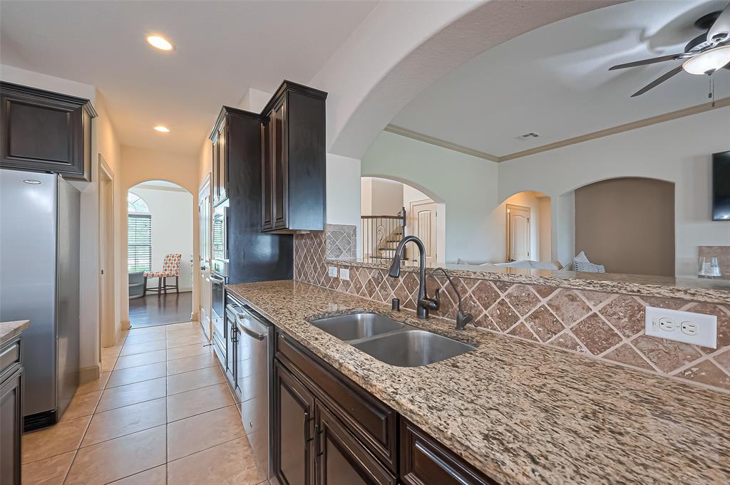 4810 Dubuque Parkway Pkwy, Rosharon, Texas image 17
