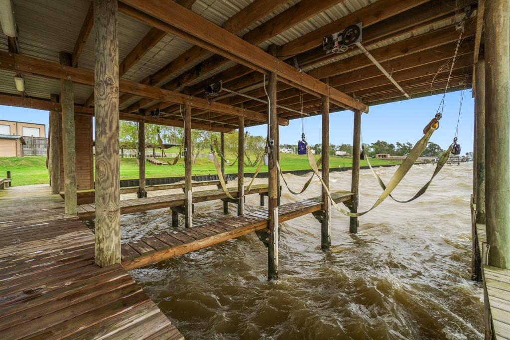 5001 Us Hwy 190, Point Blank, Texas image 18