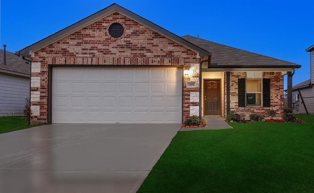 309 Cumberland Forest Drive, Magnolia, Texas image 1