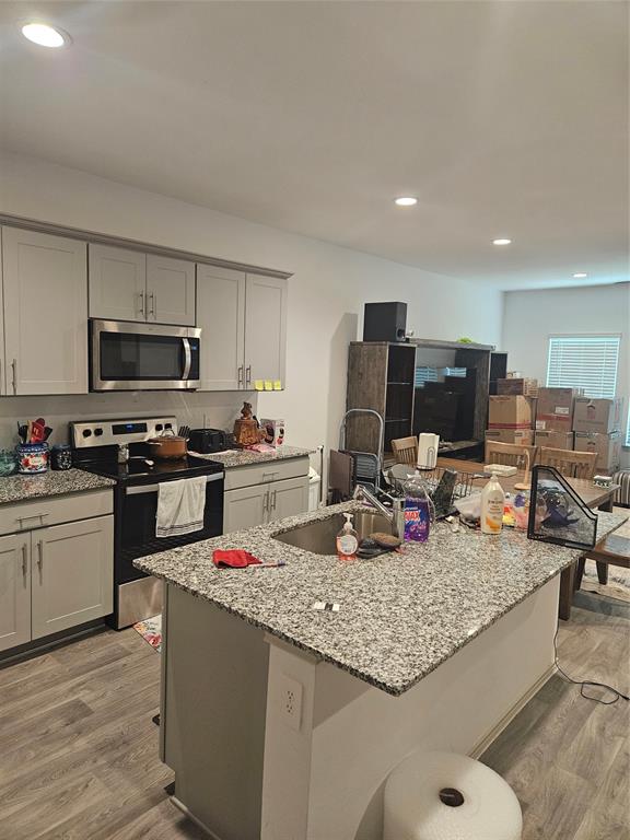 1262 Waterside Trace Trce, Sealy, Texas image 3