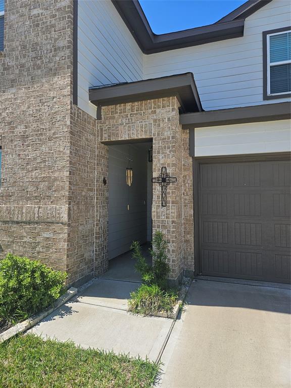 1262 Waterside Trace Trce, Sealy, Texas image 2