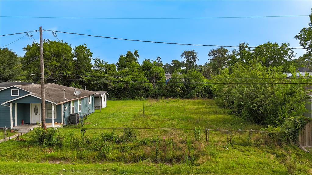 780 Fair Street, Houston, Texas image 1