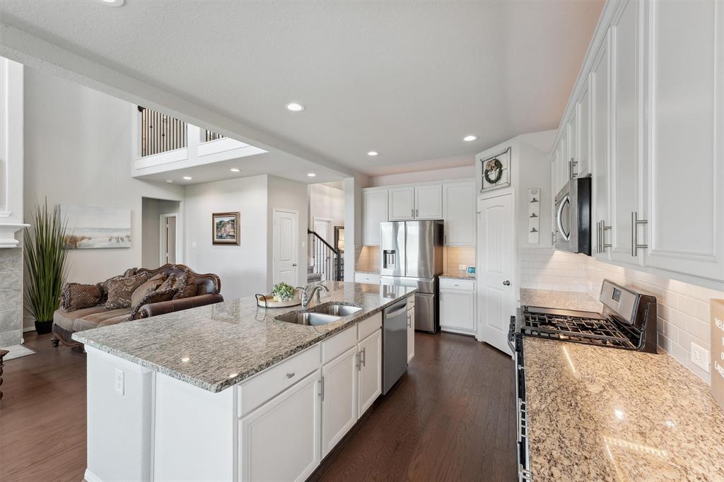 3651 Lake Bend Shore Drive, Spring, Texas image 13