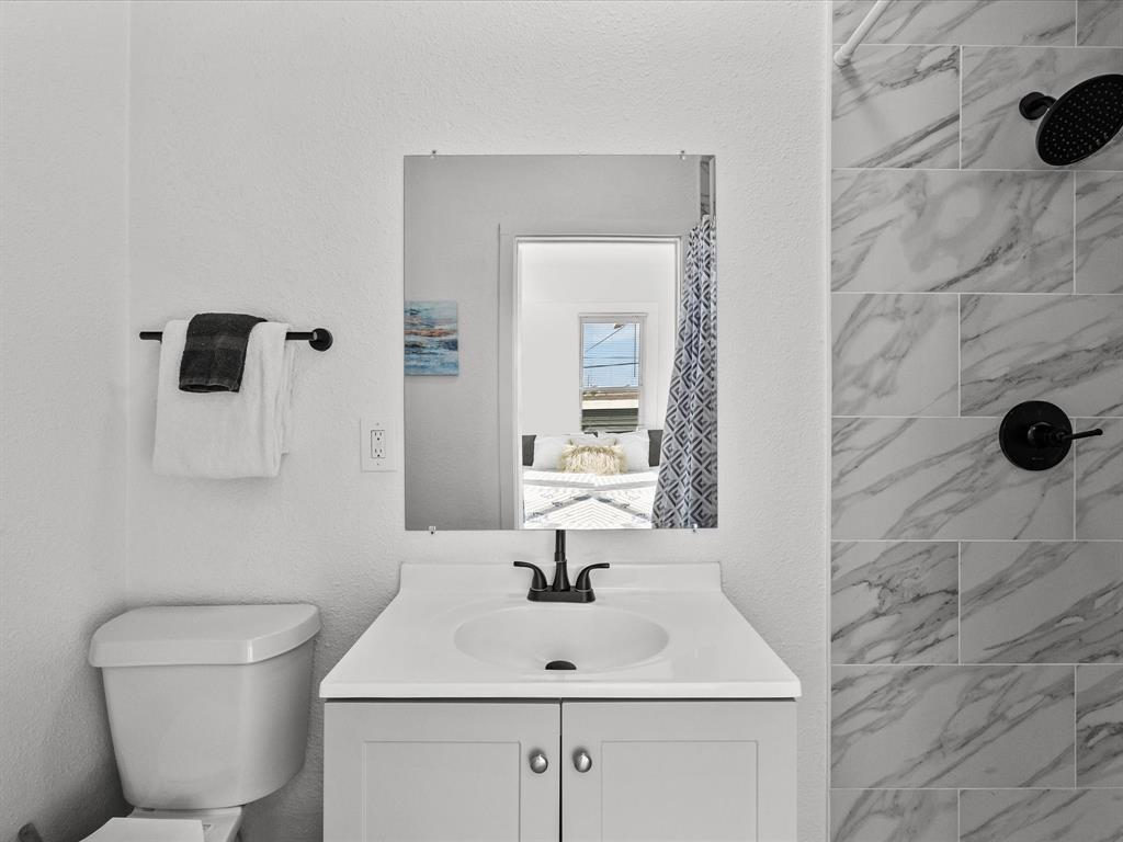 4017 Avenue L, Galveston, Texas image 20