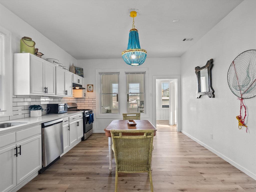 4017 Avenue L, Galveston, Texas image 11