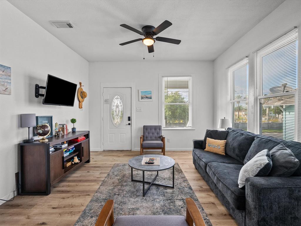 4017 Avenue L, Galveston, Texas image 7