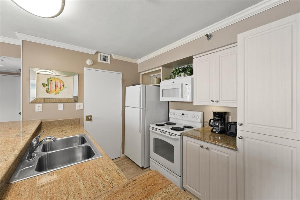 5220 Seawall Boulevard #1134C, Galveston, Texas image 10