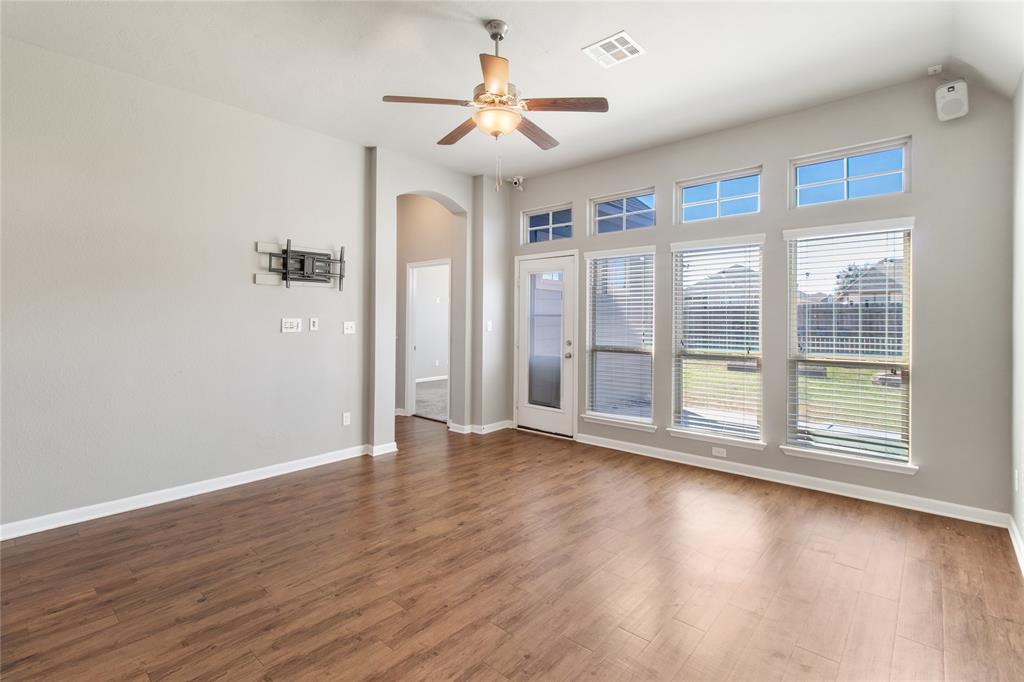 2055 Positano Loop, Bryan, Texas image 15
