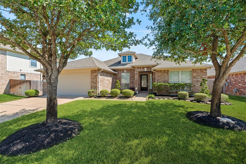 9431 Cheslyn Court, Tomball, Texas image 1