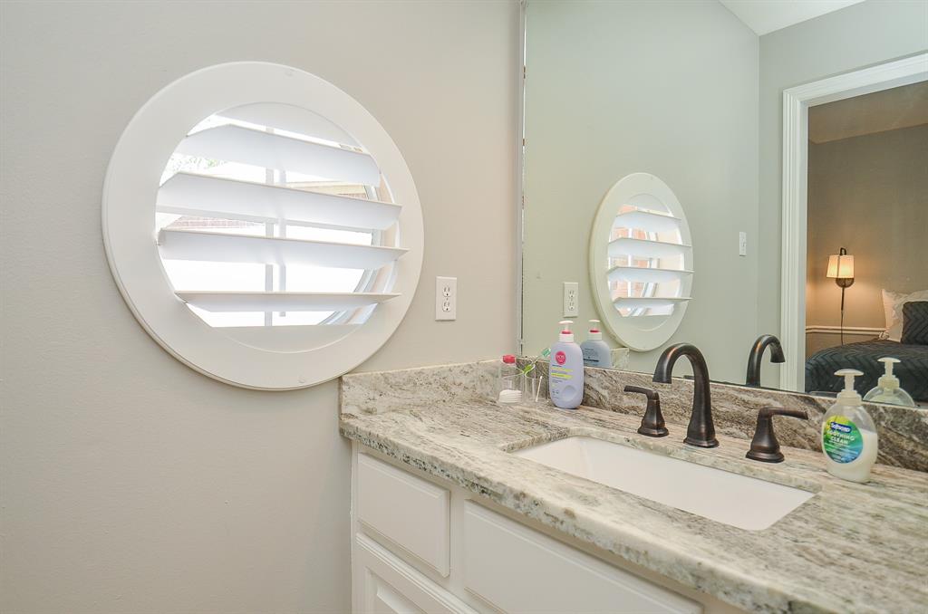 6431 Aspen Cove Court, Sugar Land, Texas image 36