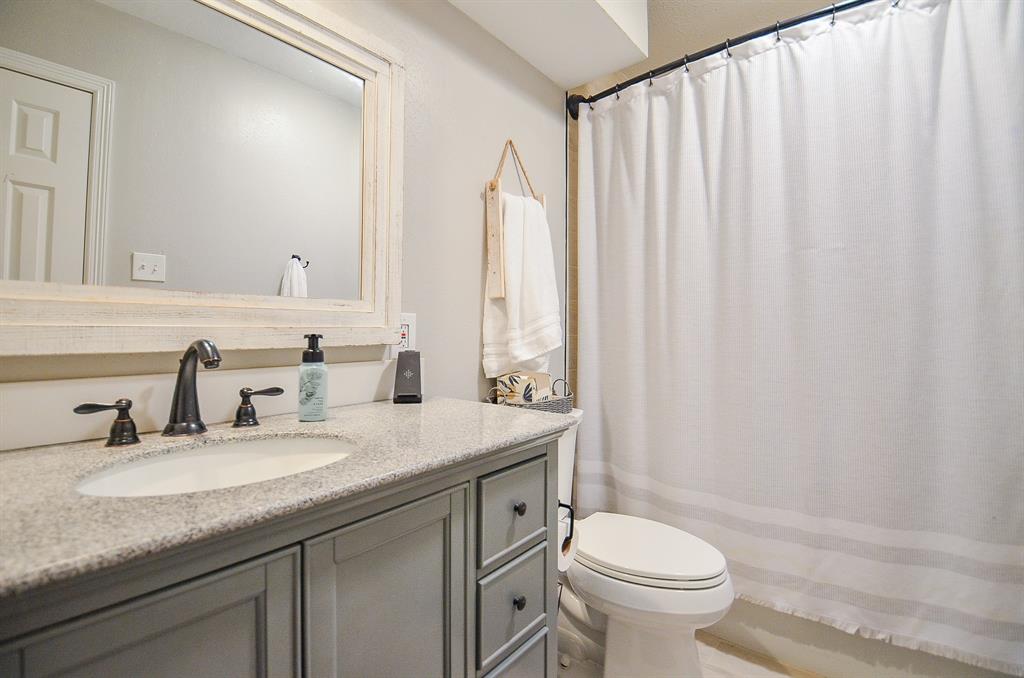 6431 Aspen Cove Court, Sugar Land, Texas image 38