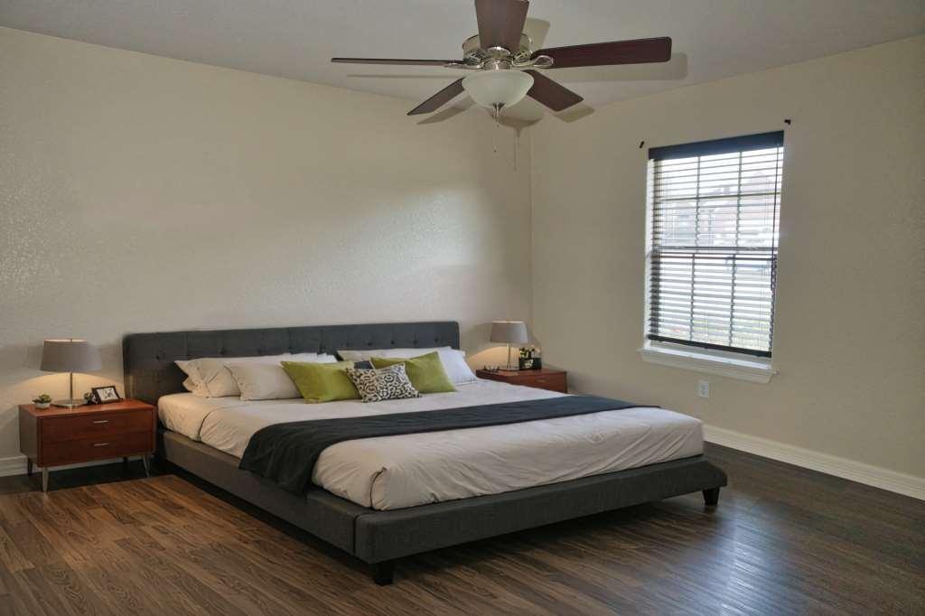 107 Brazos Court, Richwood, Texas image 18