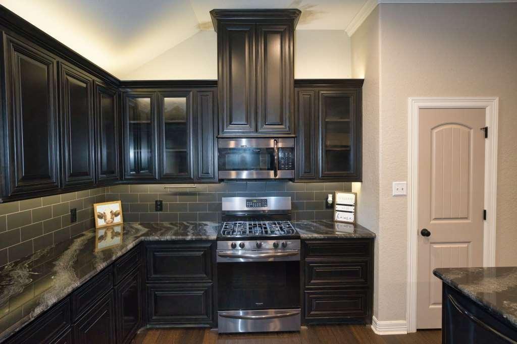 107 Brazos Court, Richwood, Texas image 10