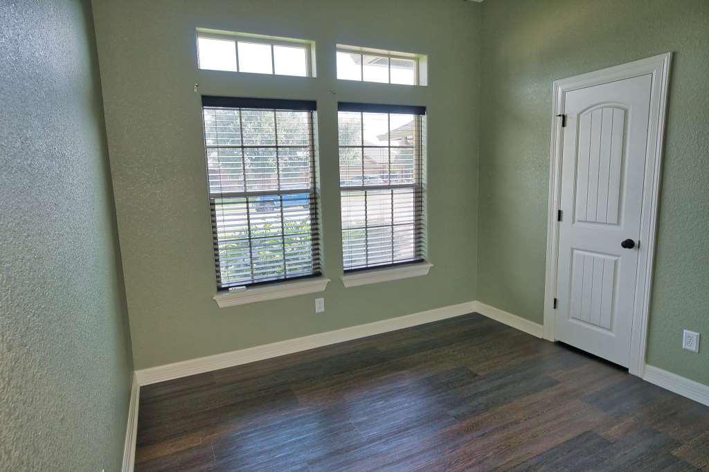 107 Brazos Court, Richwood, Texas image 14