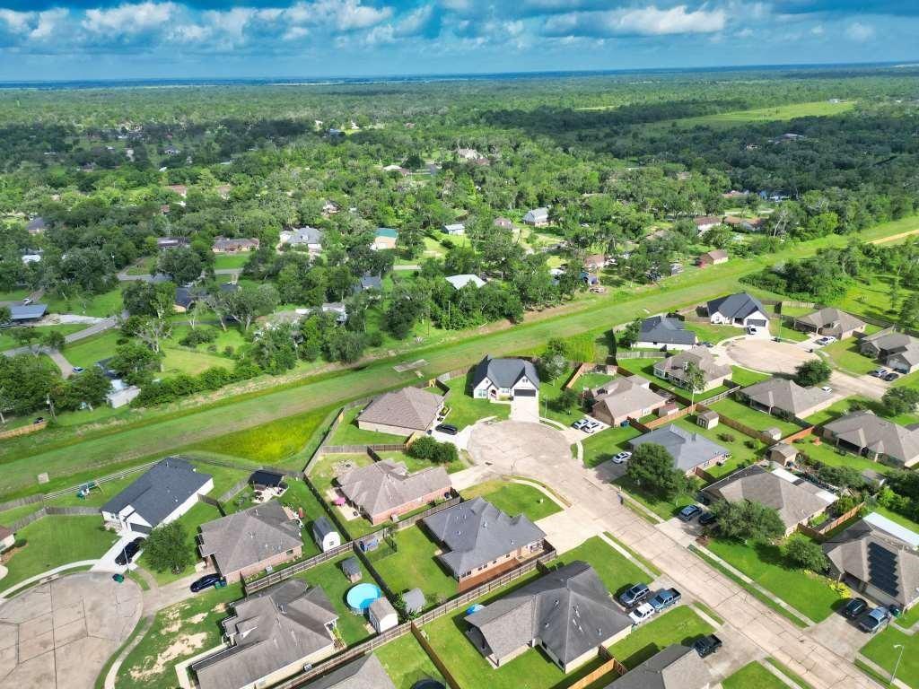 107 Brazos Court, Richwood, Texas image 44
