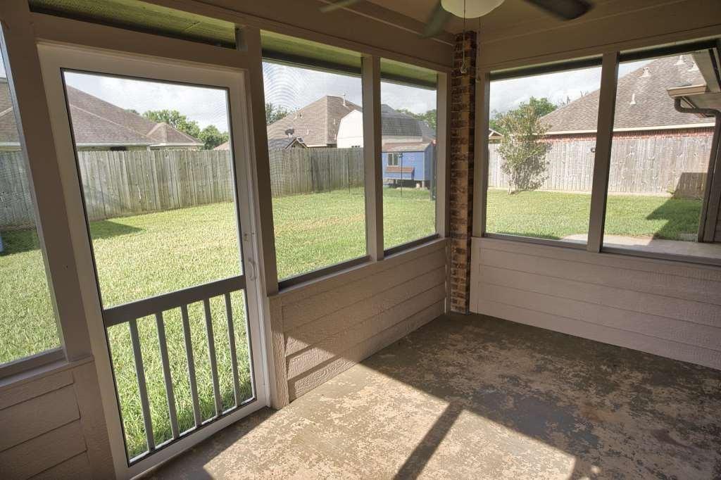 107 Brazos Court, Richwood, Texas image 32