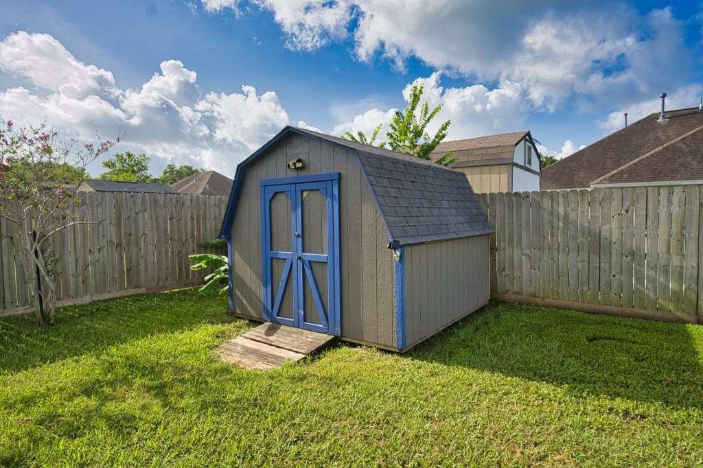 107 Brazos Court, Richwood, Texas image 39