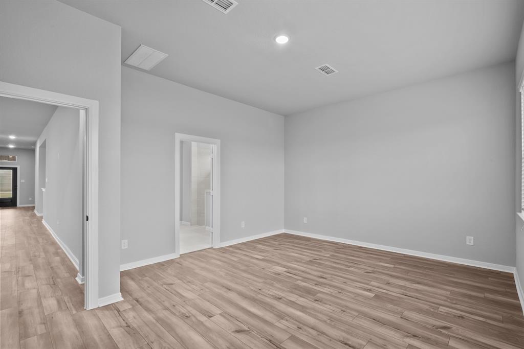 21803 Oakwood Drive, Waller, Texas image 39