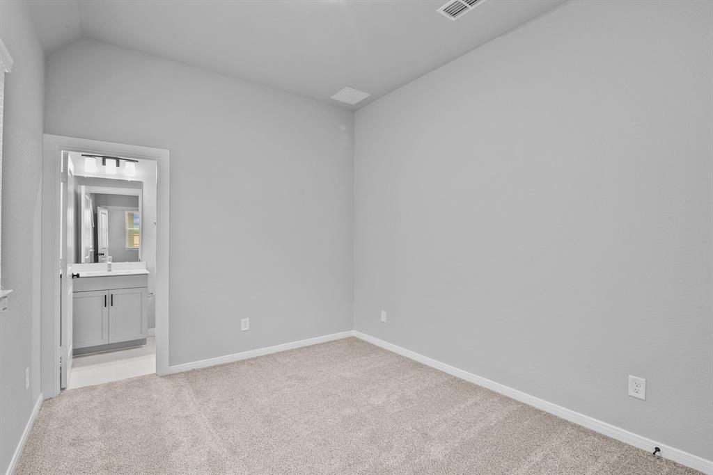 21803 Oakwood Drive, Waller, Texas image 36