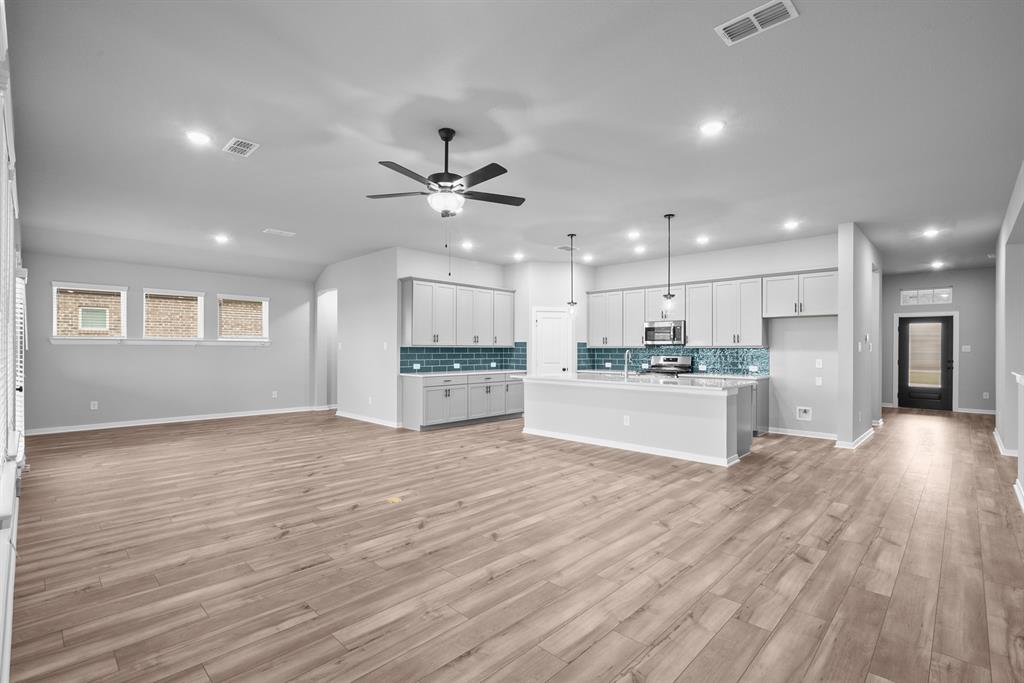 21803 Oakwood Drive, Waller, Texas image 32