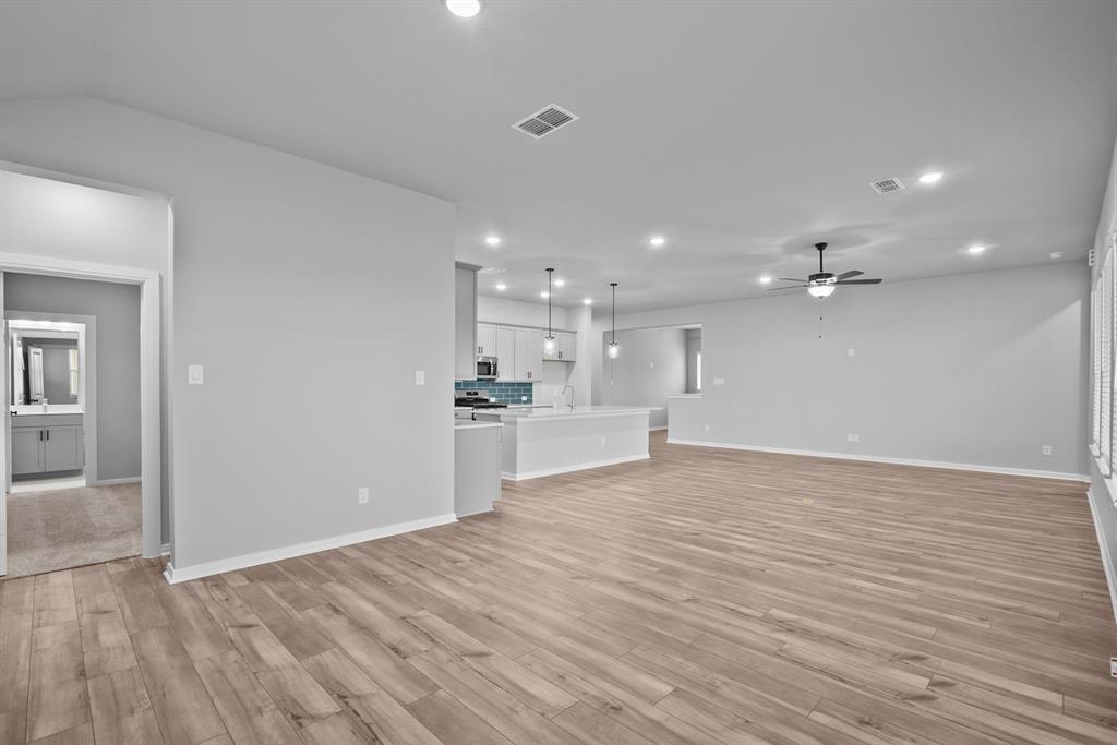 21803 Oakwood Drive, Waller, Texas image 33