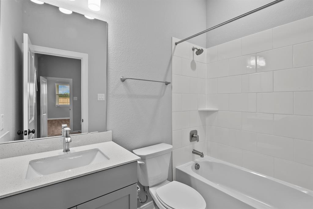 21803 Oakwood Drive, Waller, Texas image 37