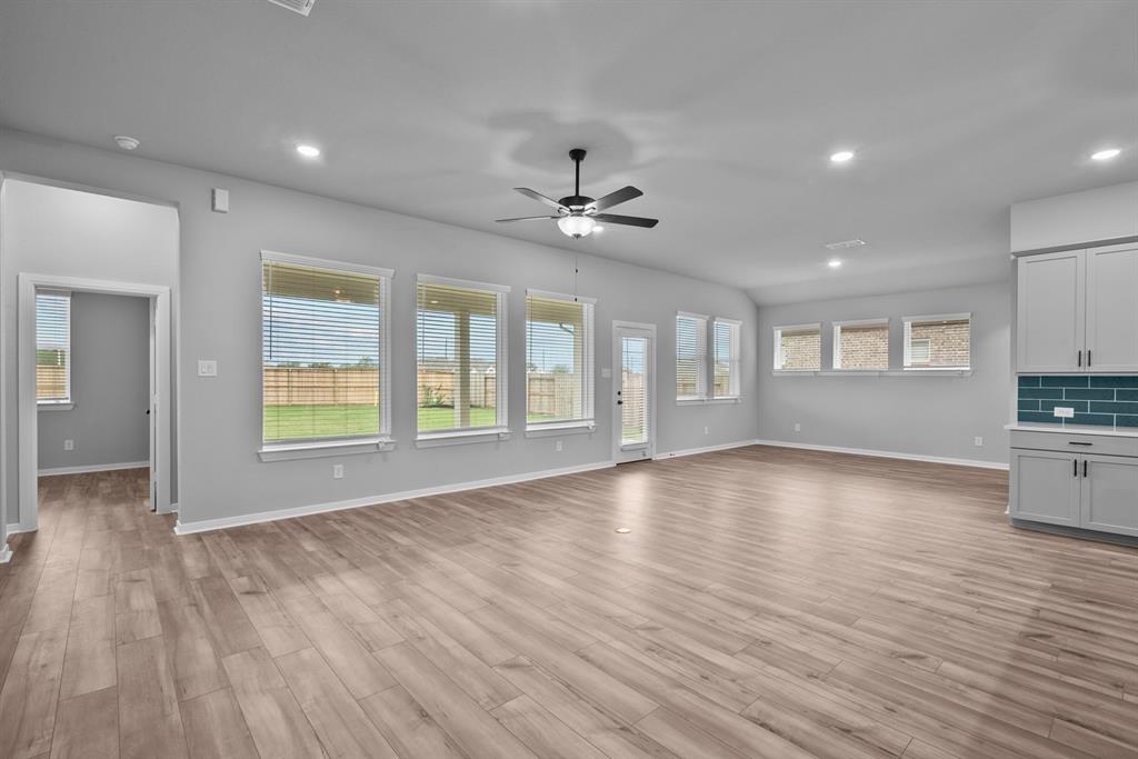 21803 Oakwood Drive, Waller, Texas image 31