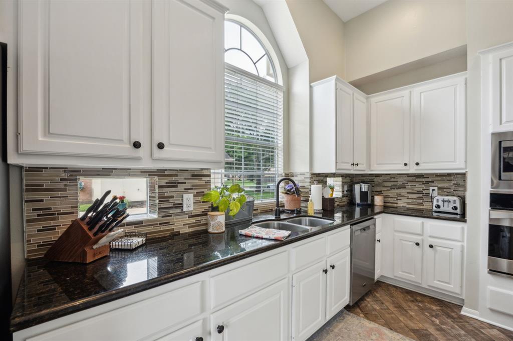 2411 Cinco Park Place, Katy, Texas image 12
