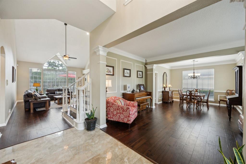 2411 Cinco Park Place