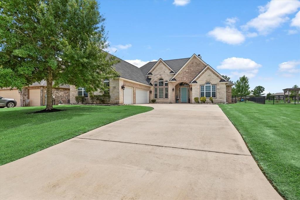 231 N Waterstone Drive, Montgomery, Texas image 3