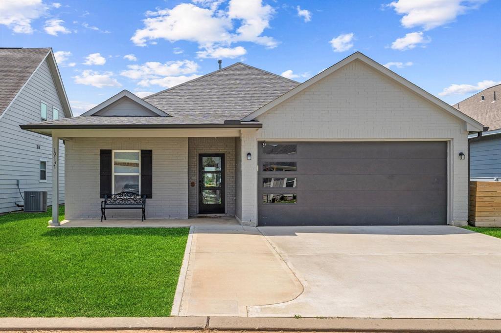 10737 S Lake Mist Lane, Willis, Texas image 3