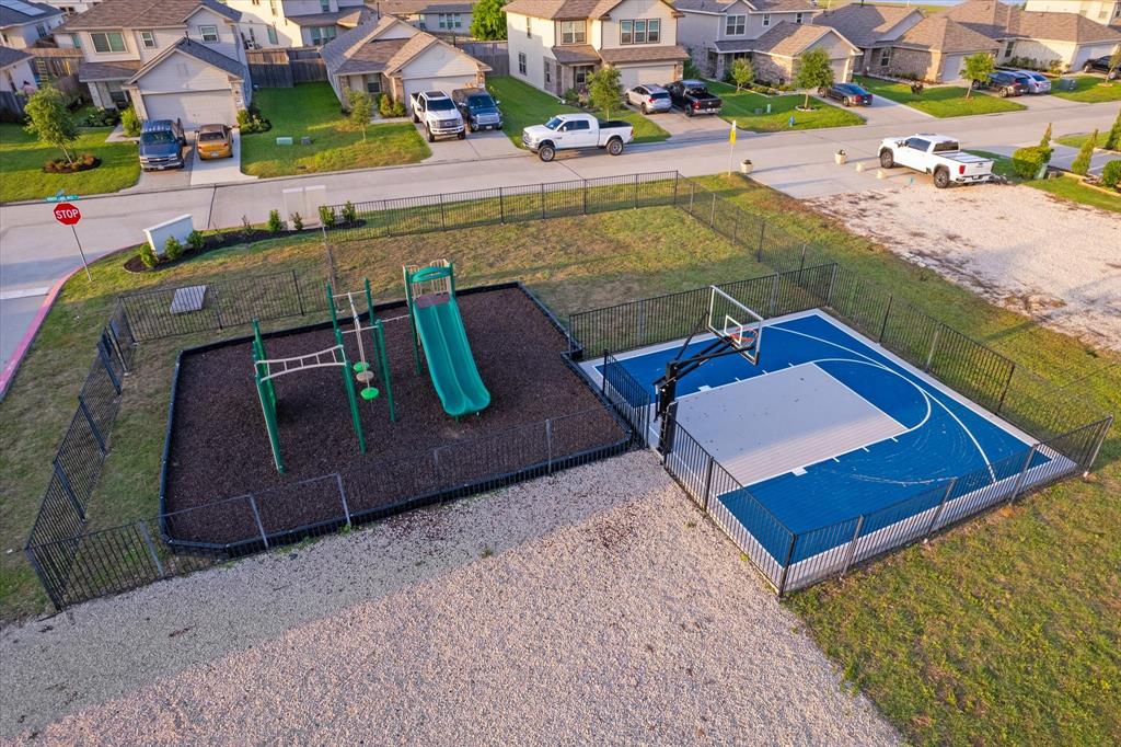 10737 S Lake Mist Lane, Willis, Texas image 39