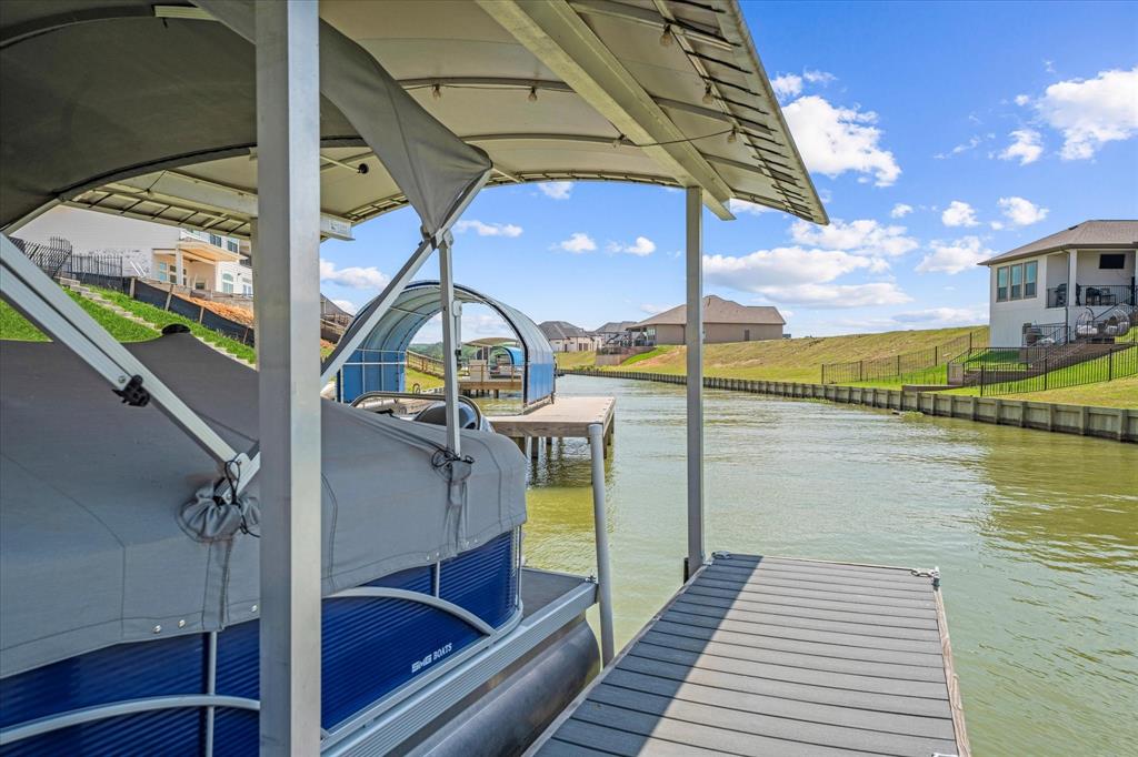 10737 S Lake Mist Lane, Willis, Texas image 35