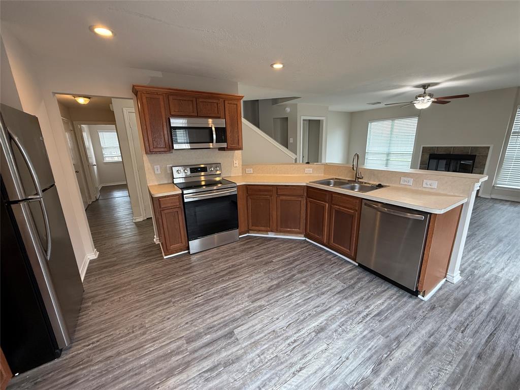 2325 Shady Tree Lane